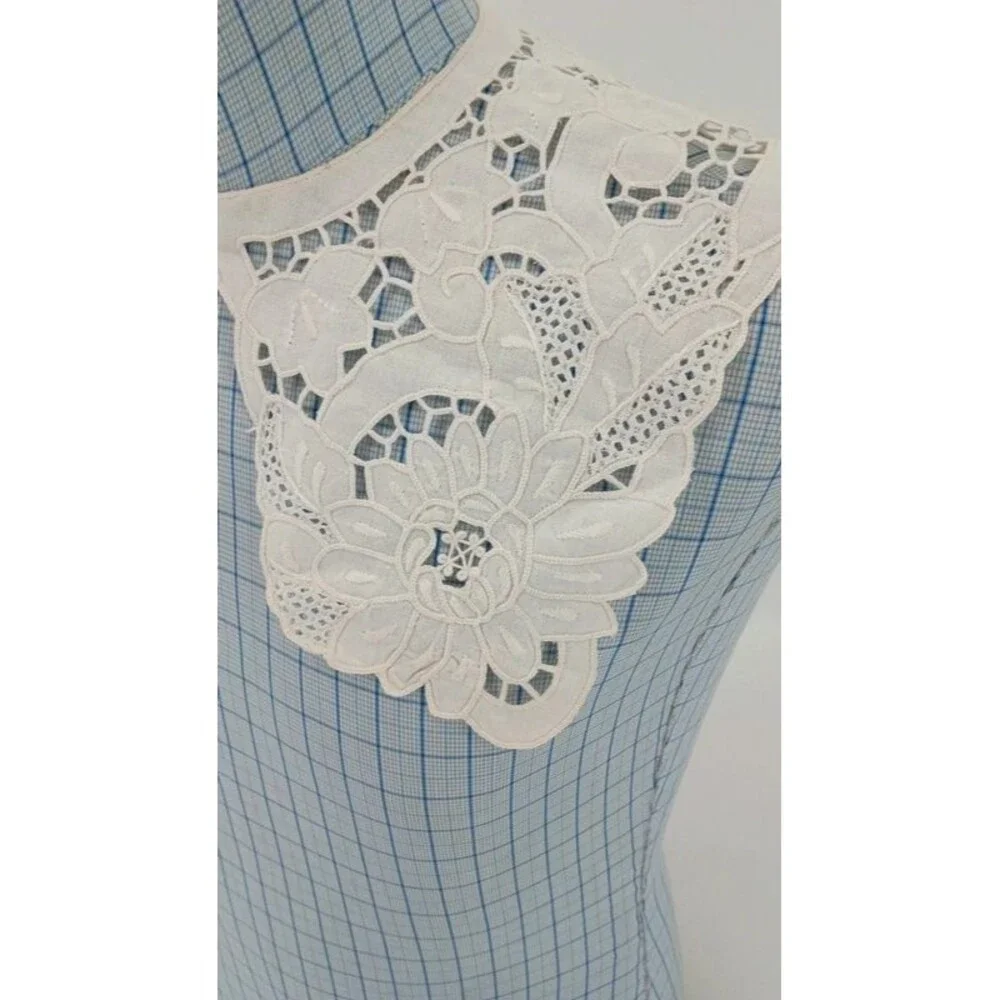 Vintage White Embroidered Lace Detachable Bib Collar Pearl Button Romantic OS
